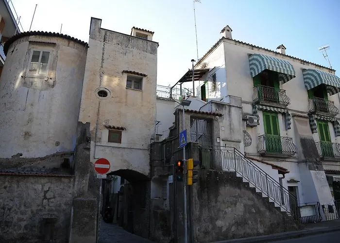 Daniela House