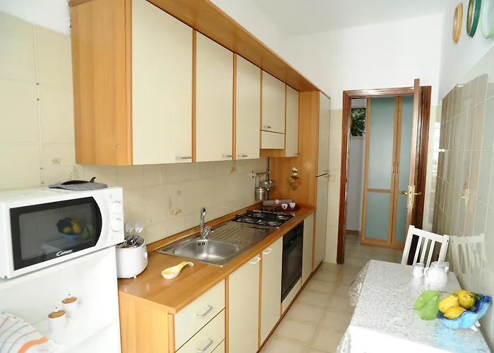 Daniela House
